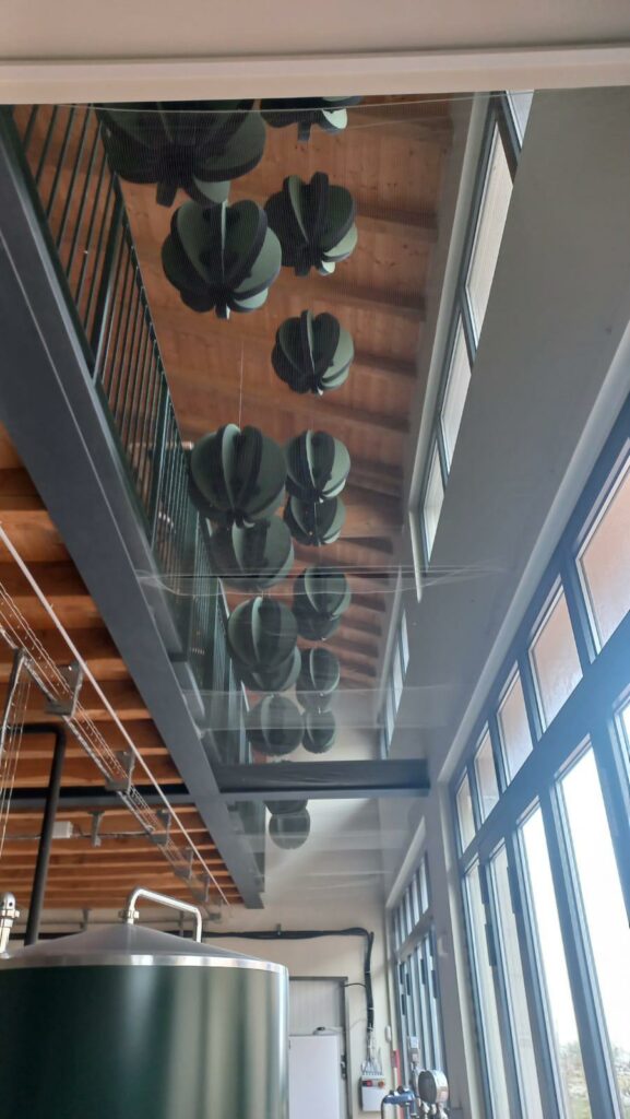 Ambiente trattato con pannelli fonoassorbenti Armonic Vision